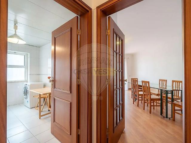 Apartment T2 in Coimbra Sé Nova, Santa Cruz, Almedina e São Bartolomeu, Coimbra
