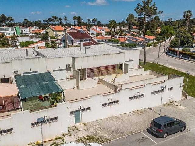 Apartment T2 in Corroios, Seixal