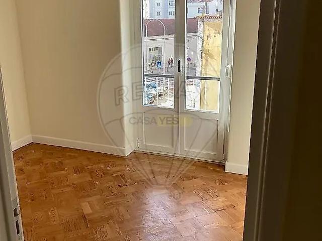 Apartment T2 in Caldas da Rainha Nossa Senhora do Pópulo, Coto e São Gregório, Caldas da Rainha