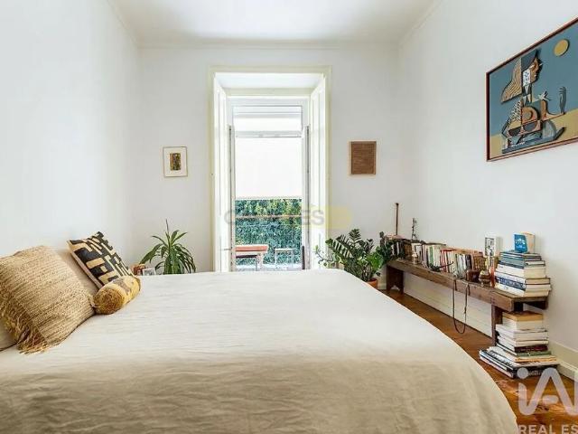 Apartment T2 in Campo de Ourique, Lisboa