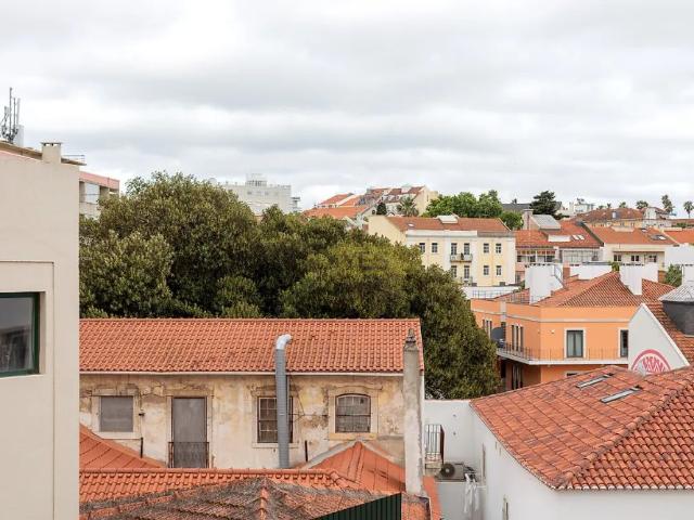 Apartment T2 in Campo de Ourique, Lisboa
