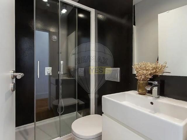 Apartment T2 in Campolide, Lisboa