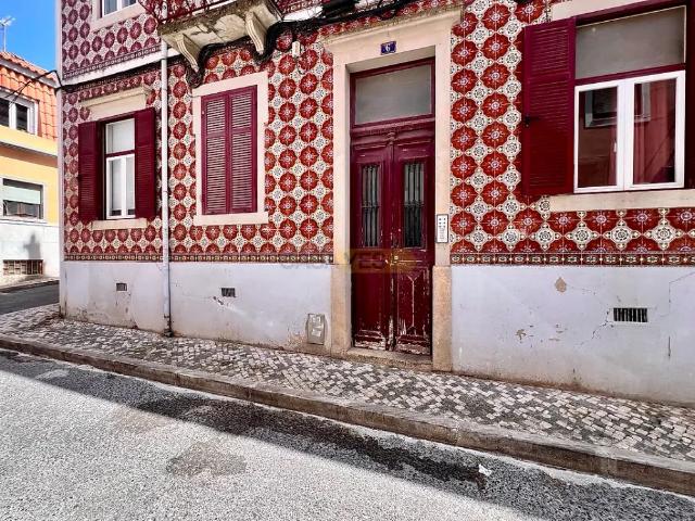 Apartment T2 in Campolide, Lisboa