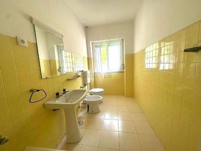 Apartment T2 in Caparica e Trafaria, Almada
