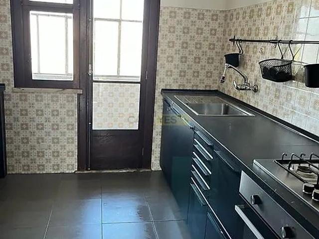 Apartment T2 in Carcavelos e Parede, Cascais