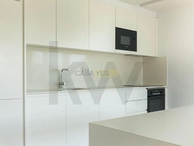 Apartment T2 in Carnide, Lisboa