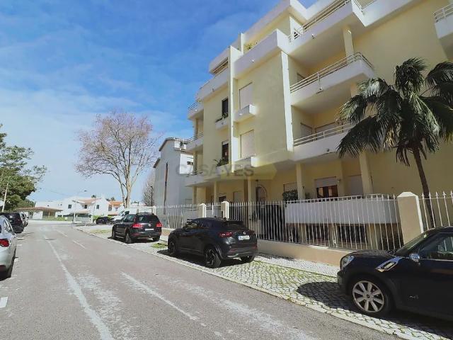 Apartment T2 in Cascais e Estoril, Cascais