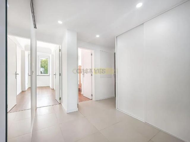 Apartment T2 in Cascais e Estoril, Cascais