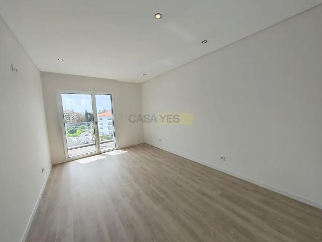 Apartment T2 in Cascais e Estoril, Cascais