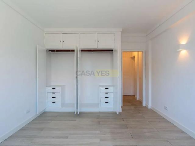 Apartment T2 in Cascais e Estoril, Cascais