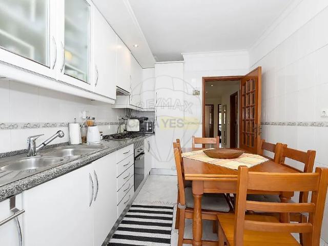 Apartment T2 in Casal de Cambra, Sintra
