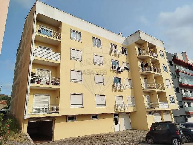 Apartment T2 in Casal de Cambra, Sintra