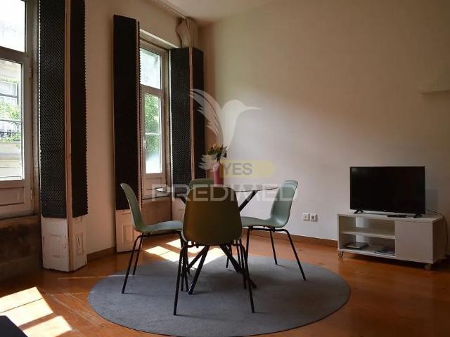 Apartment T2 in Cedofeita, Santo Ildefonso, Sé, Miragaia, São Nicolau e Vitória, Porto