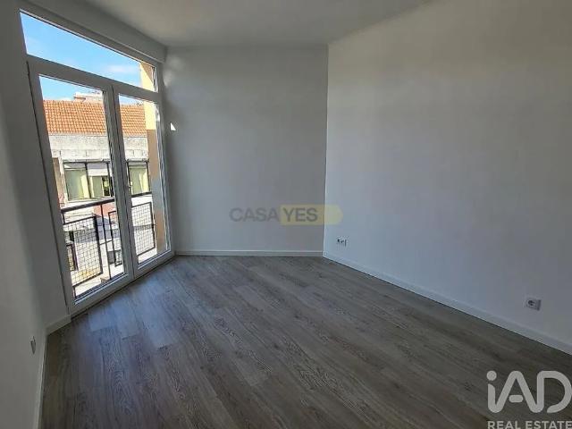 Apartment T2 in Agualva e Mira Sintra, Sintra