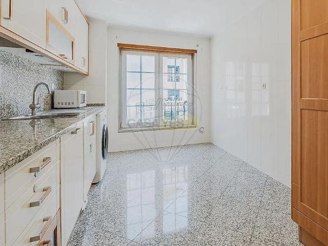 Apartment T2 in Águas Livres, Amadora