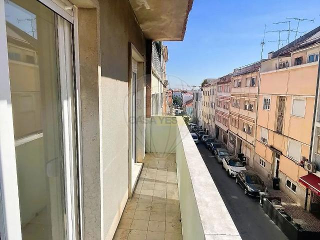 Apartment T2 in Ajuda, Lisboa
