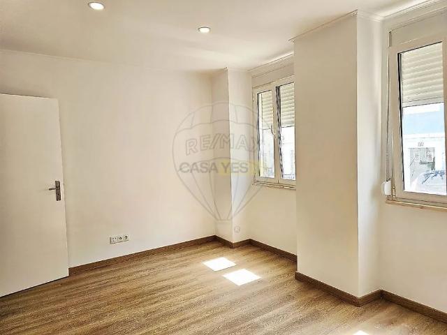 Apartment T2 in Ajuda, Lisboa