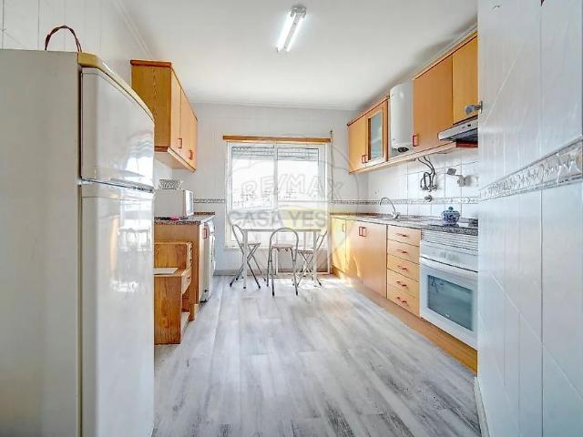 Apartment T2 in Alverca do Ribatejo e Sobralinho, Vila Franca de Xira