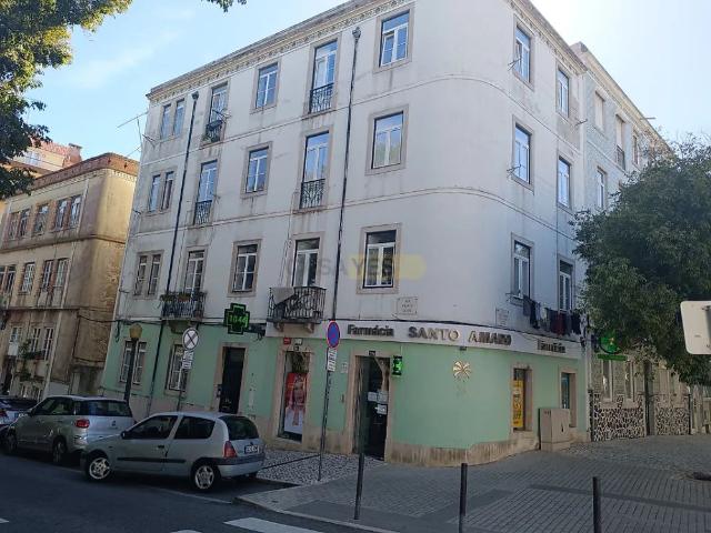 Apartment T2 in Alcântara, Lisboa
