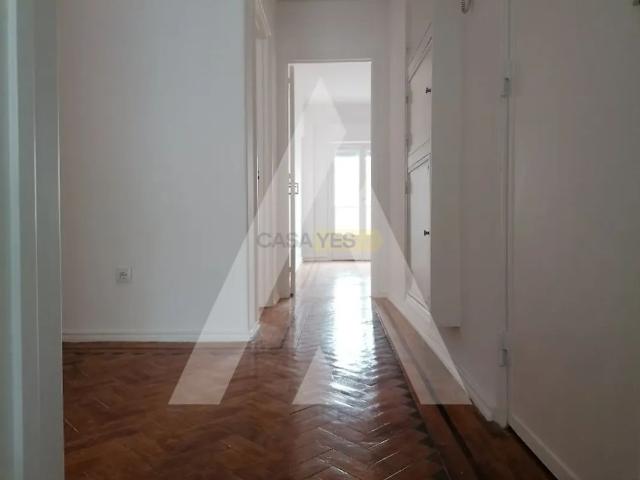 Apartment T2 in Alcântara, Lisboa
