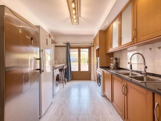 Apartment T2 in Alcabideche, Cascais