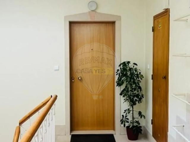 Apartment T2 in Alfragide, Amadora