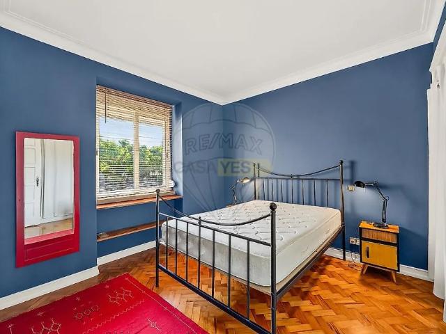 Apartment T2 in Algés, Linda a Velha e Cruz Quebrada Dafundo, Oeiras