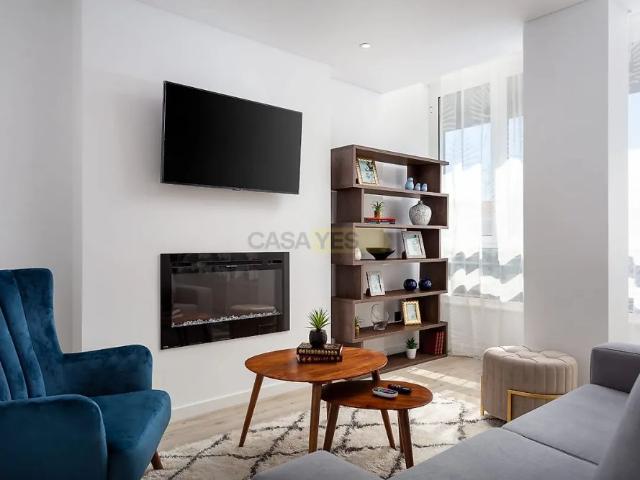 Apartment T2 in Almada, Cova da Piedade, Pragal e Cacilhas, Almada