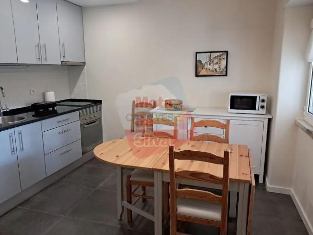 Apartment T2 in Almada, Cova da Piedade, Pragal e Cacilhas, Almada