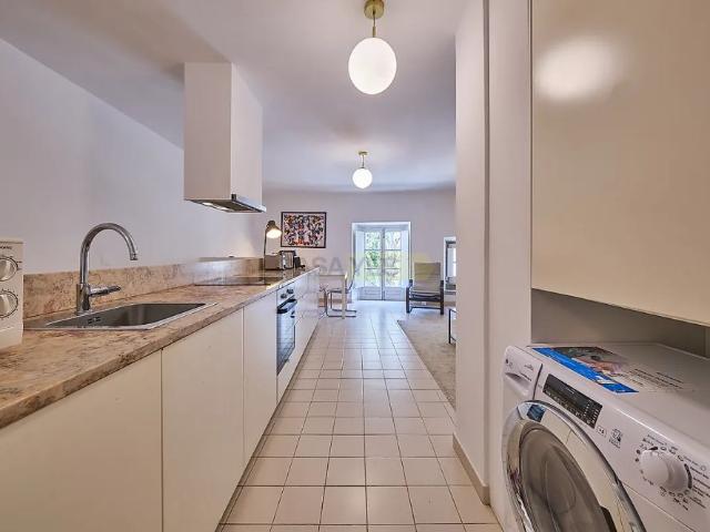 Apartment T2 in Avenidas Novas, Lisboa
