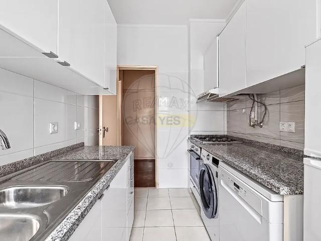 Apartment T2 in Benfica, Lisboa