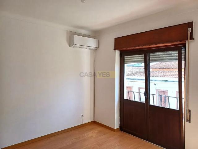 Apartment T2 in Grândola e Santa Margarida da Serra, Grândola