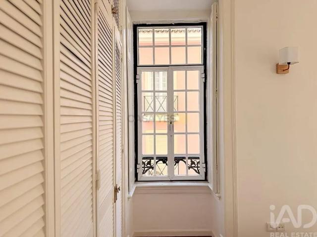 Apartment T2 in Estrela, Lisboa