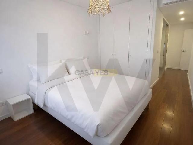 Apartment T2 in Faro Sé e São Pedro, Faro
