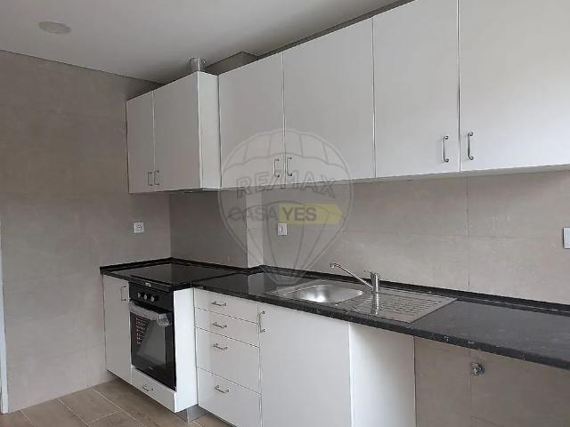 Apartment T2 in Odivelas, Odivelas