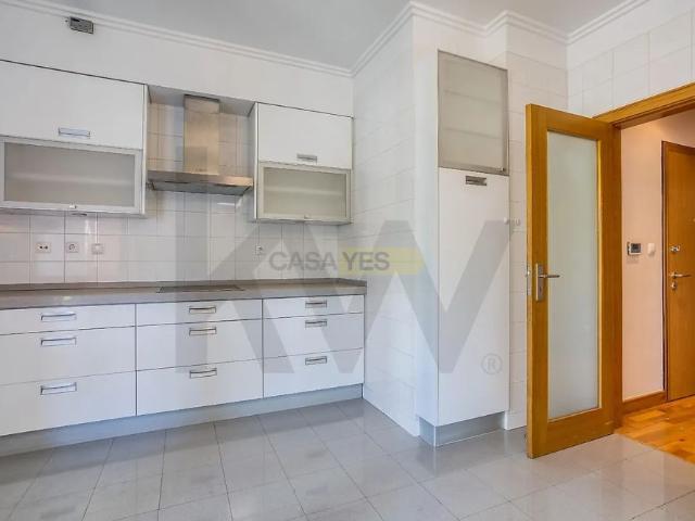 Apartment T2 in Odivelas, Odivelas