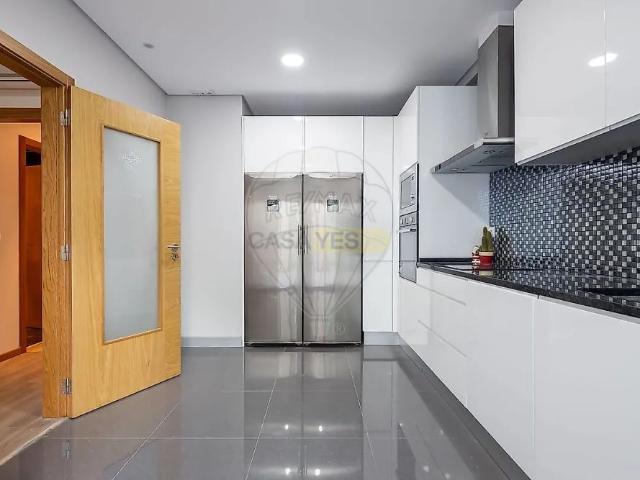 Apartment T2 in Odivelas, Odivelas