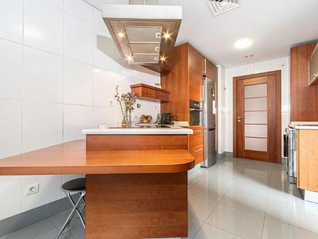 Apartment T2 in Odivelas, Odivelas