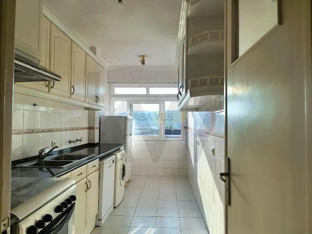 Apartment T2 in Odivelas, Odivelas