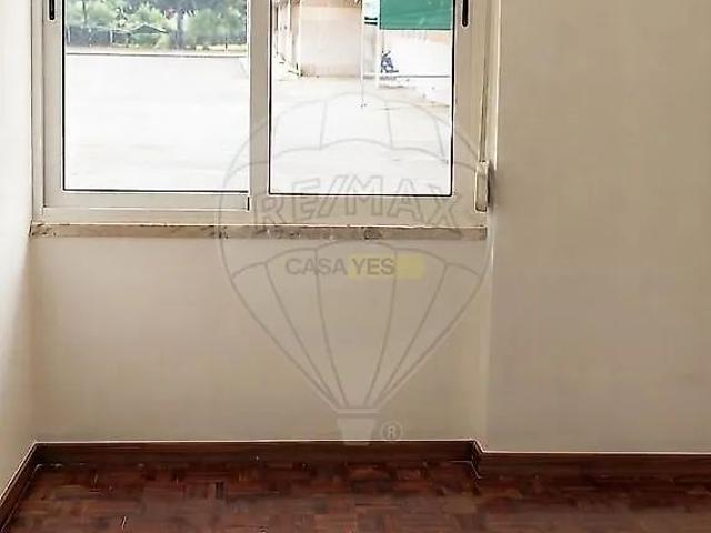 Apartment T2 in Oeiras e São Julião da Barra, Paço de Arcos e Caxias, Oeiras