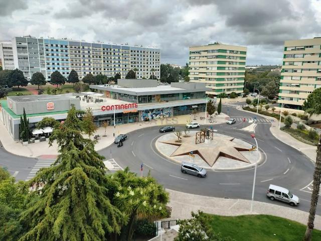 Apartment T2 in Oeiras e São Julião da Barra, Paço de Arcos e Caxias, Oeiras