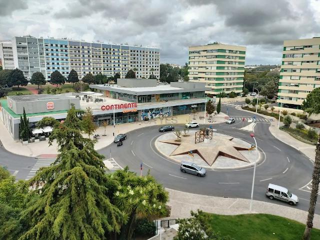 Apartment T2 in Oeiras e São Julião da Barra, Paço de Arcos e Caxias, Oeiras