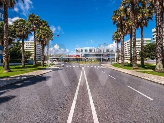 Apartment T2 in Oeiras e São Julião da Barra, Paço de Arcos e Caxias, Oeiras