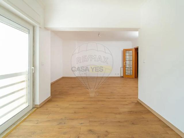 Apartment T2 in Olivais, Lisboa