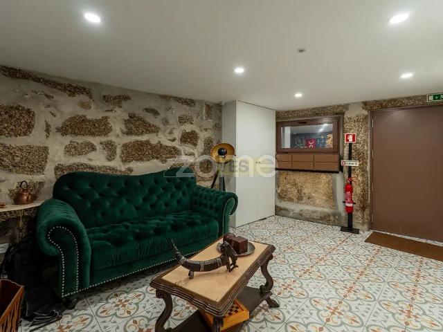 Apartment T2 in Oliveira, São Paio e São Sebastião, Guimarães