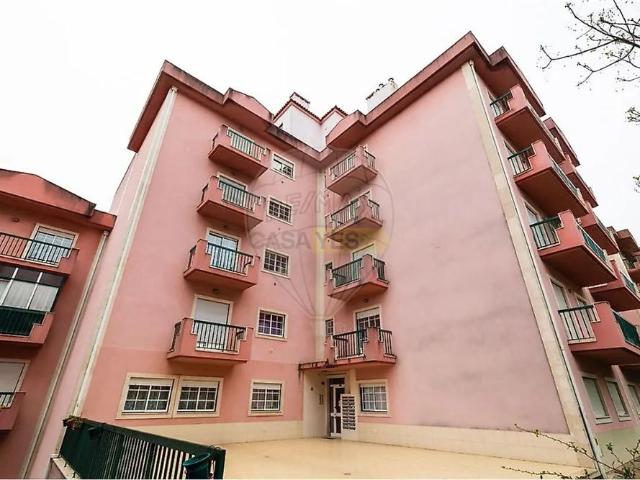 Apartment T2 in Leiria, Pousos, Barreira e Cortes, Leiria