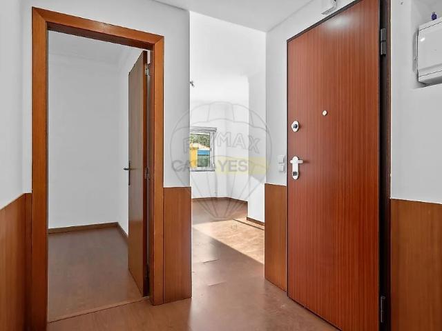 Apartment T2 in Lumiar, Lisboa