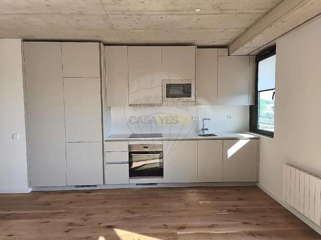 Apartment T2 in Matosinhos e Leça da Palmeira, Matosinhos