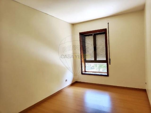 Apartment T2 in Matosinhos e Leça da Palmeira, Matosinhos