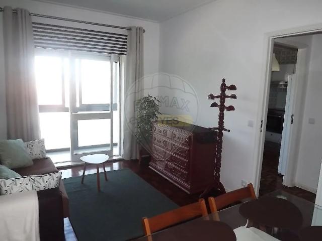 Apartment T2 in Mafamude e Vilar do Paraíso, Vila Nova de Gaia